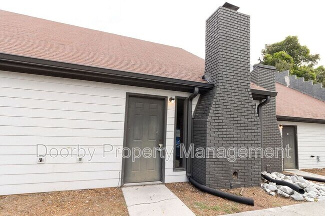 Building Photo - 18 S Germantown Rd