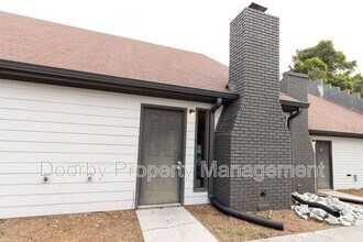 Building Photo - 18 S Germantown Rd