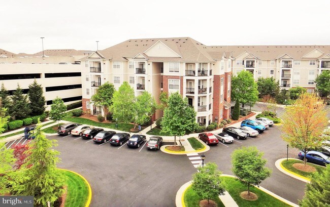 12921 Centre Park Cir Unit 206, Herndon, VA 20171 Condo