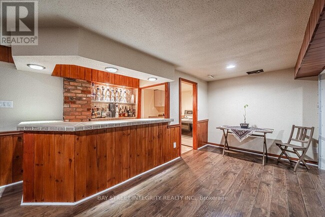 Building Photo - 157 Orchard Heights Blvd