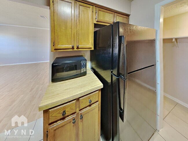 Foto del edificio - 5515 Brookview Ct