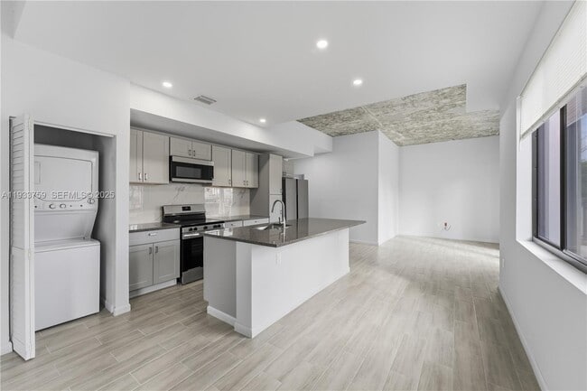 Foto del edificio - 1393 NW 31st St