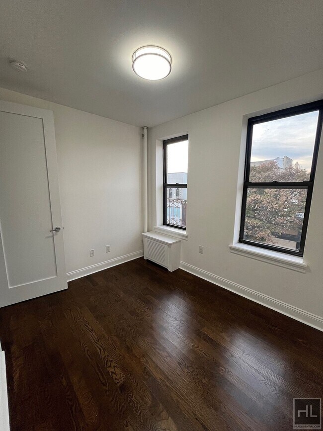 Foto del edificio - STEINWAY STREET