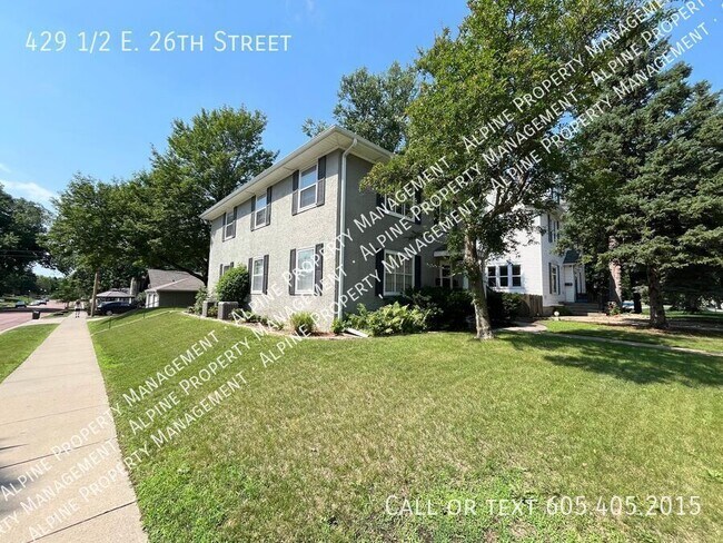 Foto del edificio - 429 1/2 E. 26th Street-