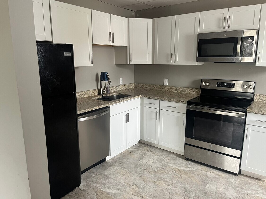 Foto principal - 150 Garibaldi Ave