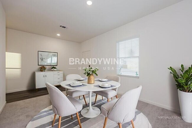 Foto del edificio - 8301 Sniptoe Dr