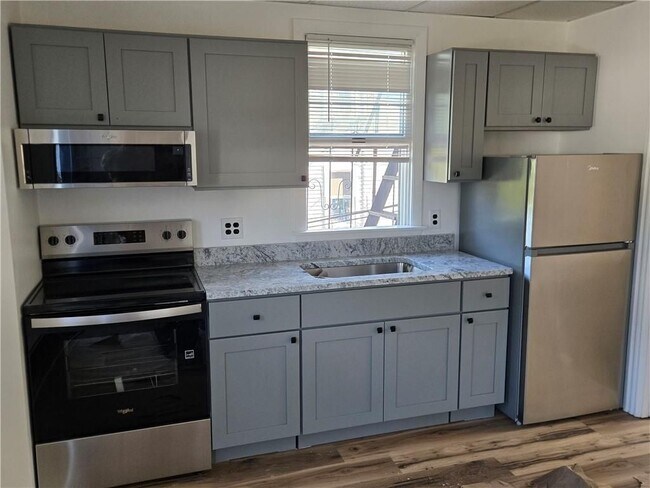 Foto del edificio - 1543 Mendon Rd
