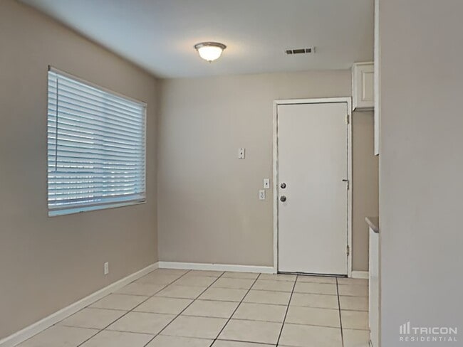 Building Photo - 810 Capstan Ct