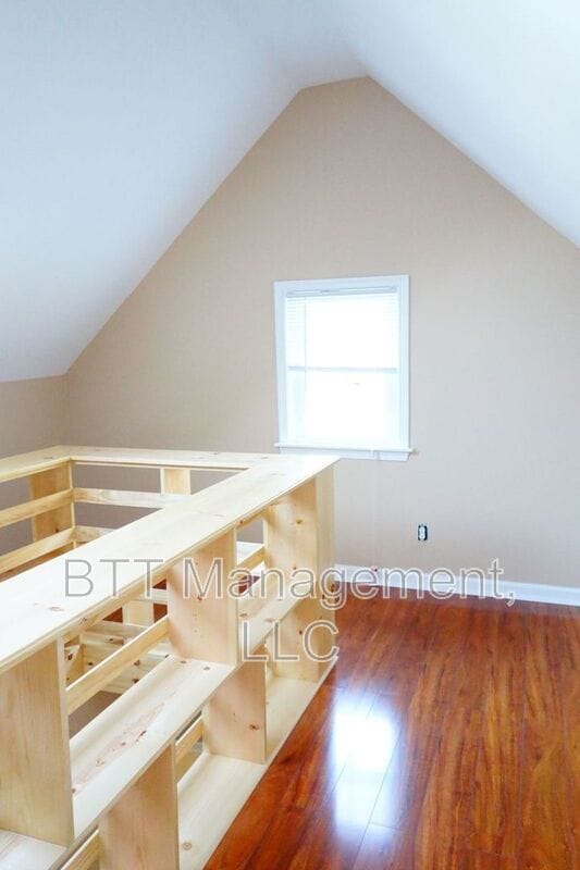 Photo - 7905 Flower Ave