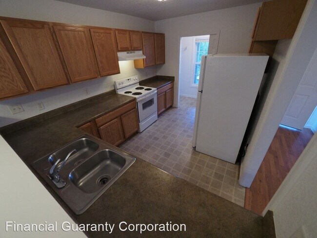 Foto del edificio - 3 br, 2 bath Apartment - 94 Charleston Court