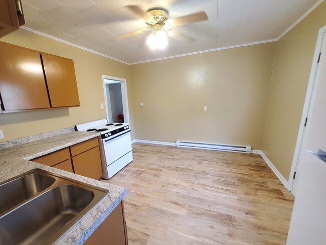 Kitchen - 368 E 2nd St