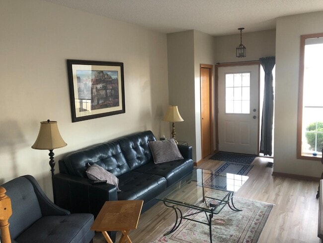 Foto del edificio - 1980 Pika Tr