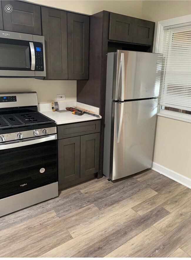 Kitchen-3 - 8732 S Blackstone Ave
