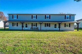 Building Photo - 221 Brunswick Dr