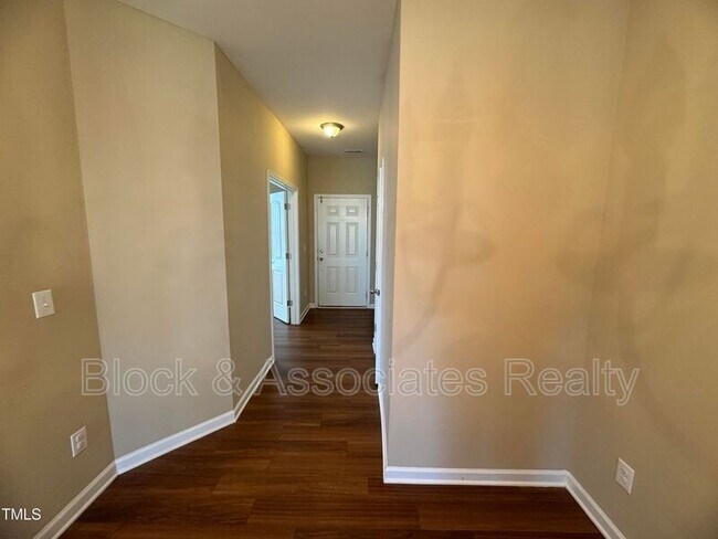 Foto del edificio - 9932 Sweet Basil Dr