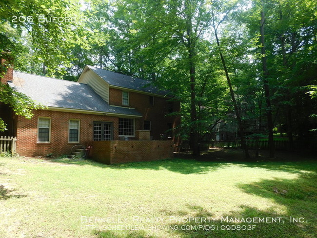 Building Photo - 206 Buford Road