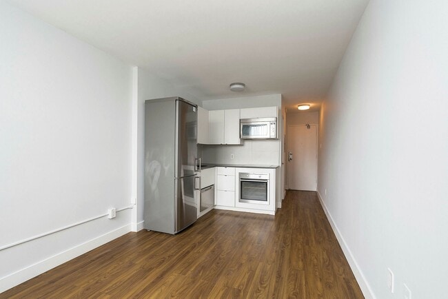 Photo du bâtiment - 798 Richmond Street West