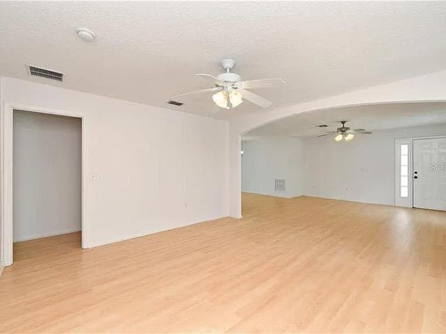 Foto del edificio - 2411 Ashecroft Dr