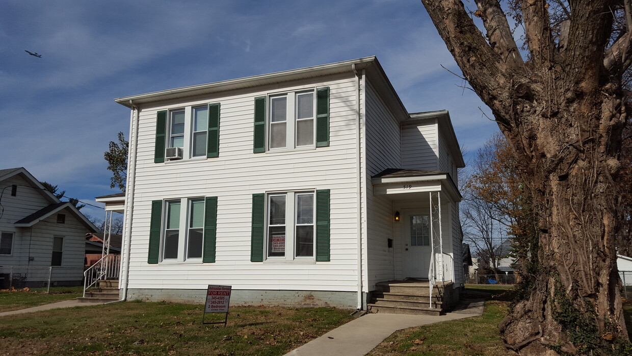 Foto principal - 517 E Main St