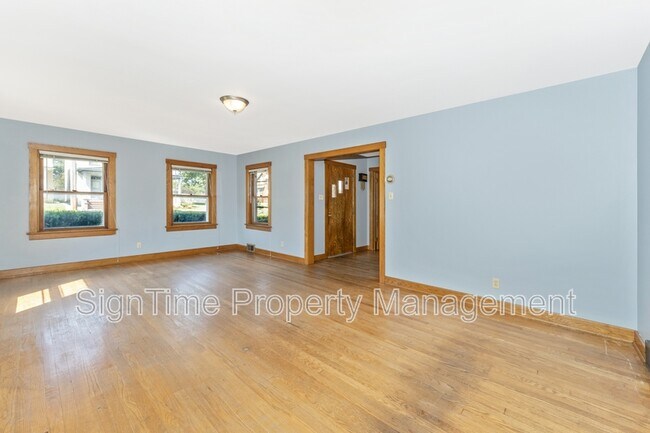 Foto del edificio - 826 Summit Ave