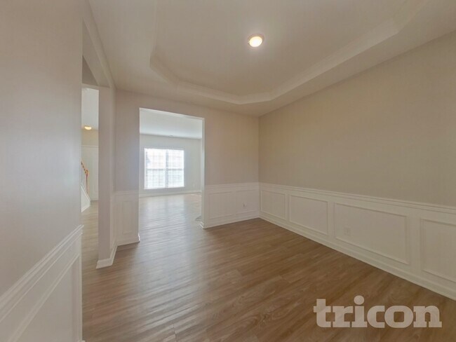 Foto del edificio - 5322 Peachwood Dr