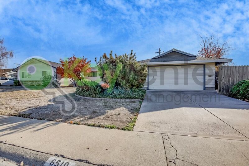 Foto principal - 6510 Barkley Way