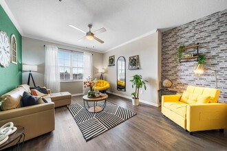 Building Photo - 10056 Montague St