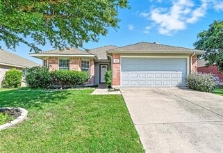 Building Photo - 706 Chelsea Dr