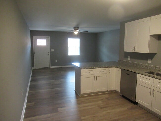 Foto del edificio - Brick Duplex for Rent Just Minutes from Lincolnton!