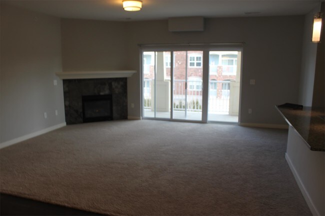 Building Photo - 2155 Willenbrock Cir