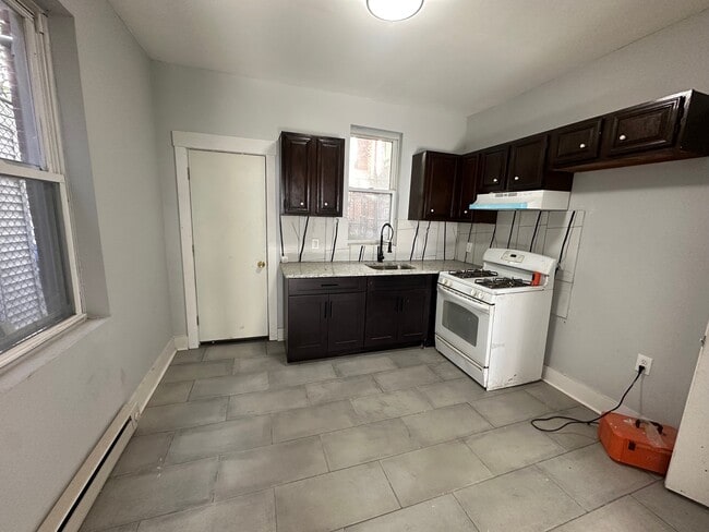 Foto del edificio - 4018 N Darien St