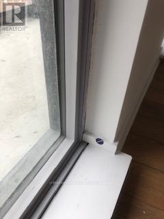 Photo du bâtiment - 2344 Dufferin St