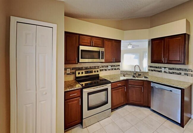 Foto del edificio - 3bed single family home for rent in Riverv...