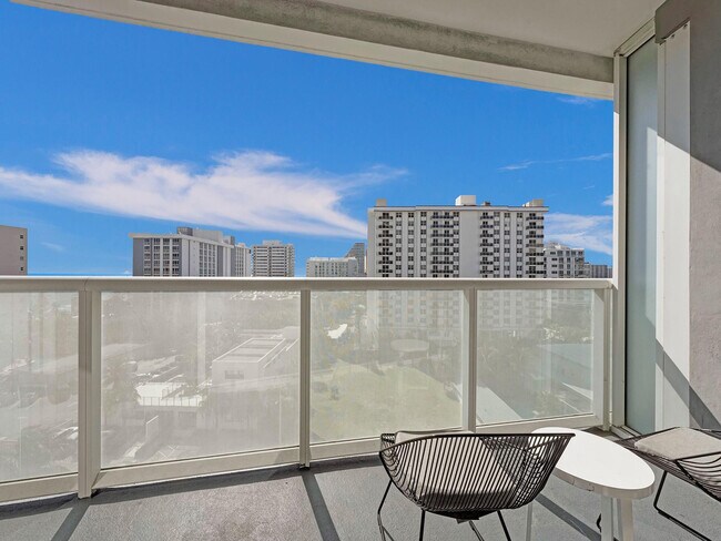 Foto del edificio - 3101 Bayshore Dr