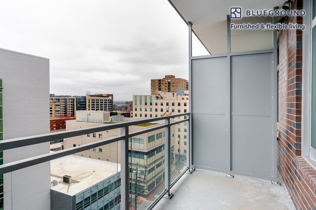 Building Photo - 4850 Rugby Ave