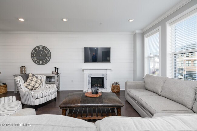 Foto del edificio - 26 Kelly Wy