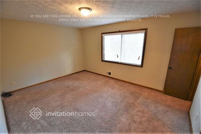 Foto del edificio - 4223 King James Ct