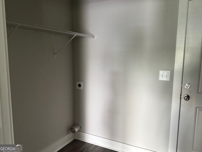 Foto del edificio - 2617 Bowersville Hwy