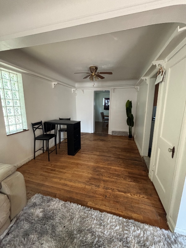 Building Photo - 4661 W 148th St