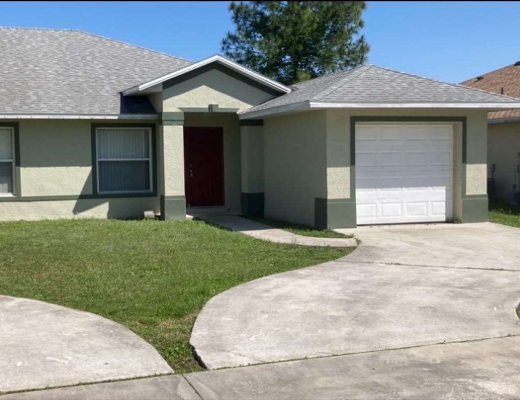 Primary Photo - 858 Grantham Dr