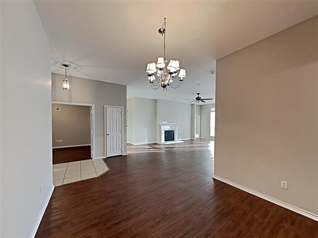 Foto del edificio - 5813 Ozark Dr