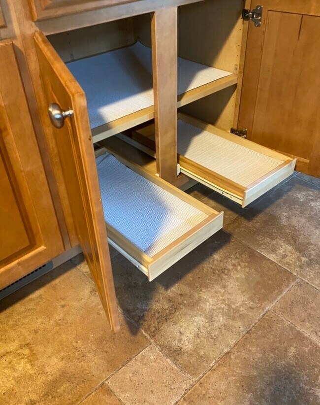 Foto del edificio - 3 Leslie Ct