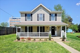 Building Photo - 3717 Dupont Ave