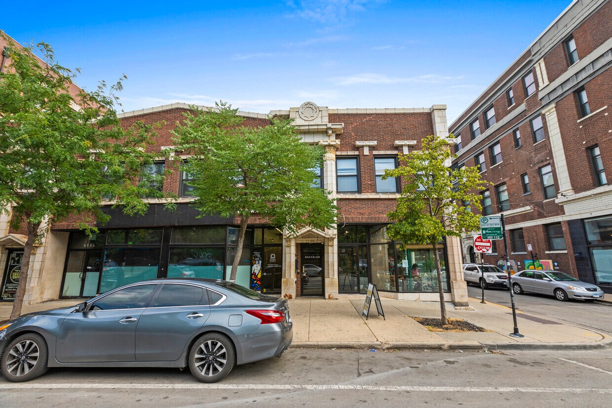 Foto principal - 1136 W Wilson Ave