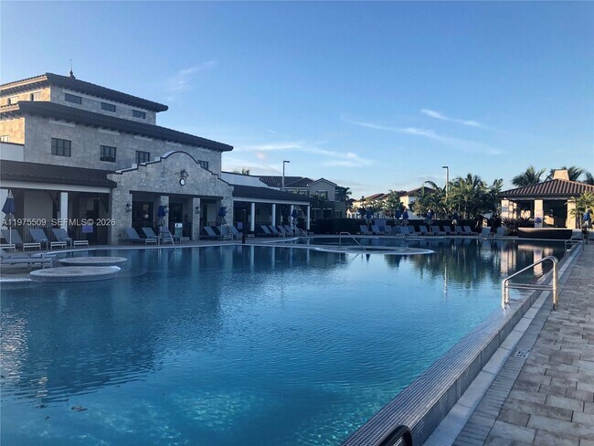 Foto del edificio - 17103 SW 96th St