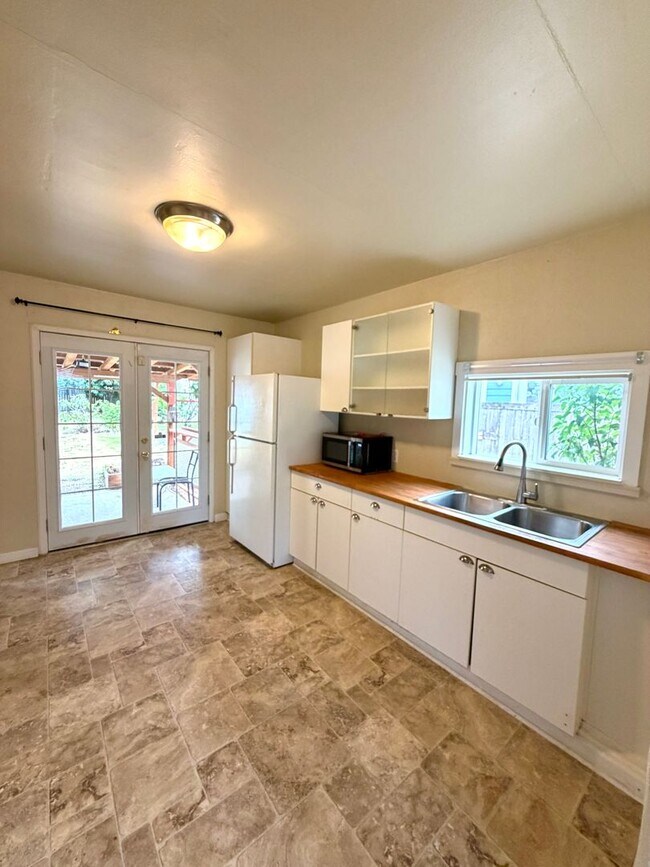 Foto del edificio - Cute 2 Bedroom in Tacoma