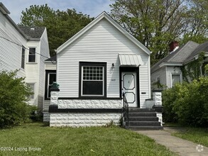 Building Photo - 1449 Beech St