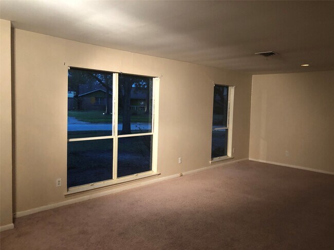 Foto del edificio - 5422 Spellman Rd
