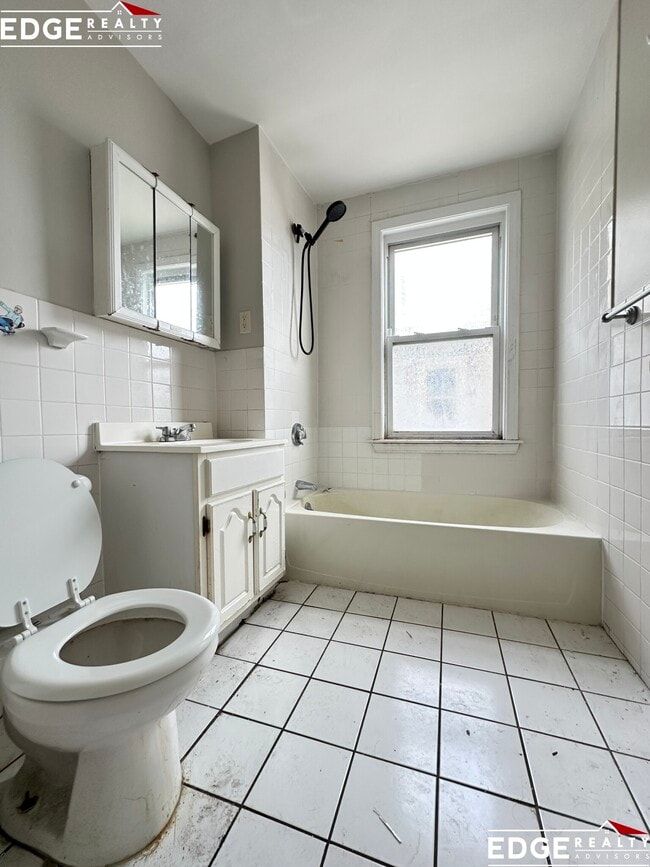 Photo - 72 Antwerp St Apartment