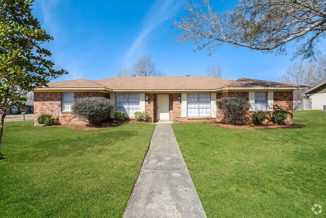 Building Photo - 112 Easthaven Dr